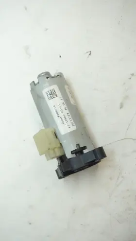 0390204143 Bmw F30 Driver Seat Adjuster Motor