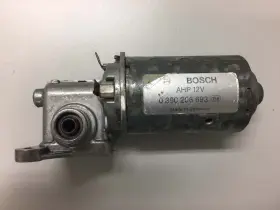 928.624.126.01 Bosch 0390206693 Porsche 911 928 944 964 993 Seat Motor Part
