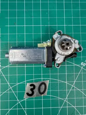 82041900-4 Bosch 2006 - 2012 Mercedes Gl450 Front Left Driver Power Seat Adjust Motor Oem