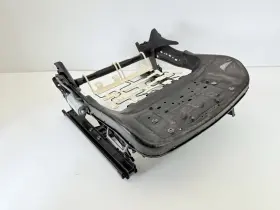 84457450 Cadillac 2019 - 2020 Xt4 Front Right Passenger Side Seat Lower Track Frame Oem 84457450 Cadillac 2019 - 2020 Xt4 Front Right Passenger Side Seat Lower Track Frame Oem