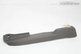 135-7209 Chevrolet 2018-2021 Traverse Front Driver Side Seat Track Cover Trim Panel Oem