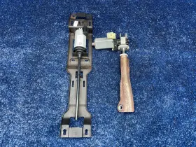 13598762 Chevrolet 2016 2024 Camaro Front Right Seat Adjuster Motor Set Oem
