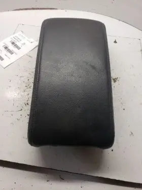 15938254 Chevrolet Malibu 2009 Armrest 1142618