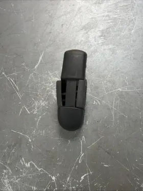 6007372 Chevrolet Colorado Seat Adjuster Cover 2004