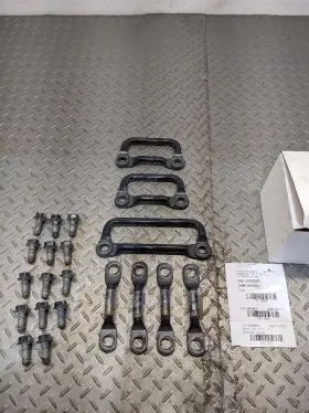 342.gm8b04 Chevrolet Truck Oem 00-13 Chevy Tahoe Gmc Yukon Escalade 3rd Row Seat Bracket Mounts Bolt1156297