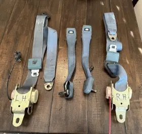 L676 Chrysler Corporation Mopar 86 Dodge Ramcharger Shoulder Seat Belts Driver And Passenger Set Oem