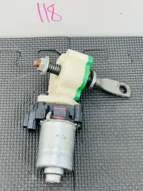 85820-30750 Denso 06-13 Lexus Is250 Driver Or Passenger Front Seat Adjustment Motor Oem