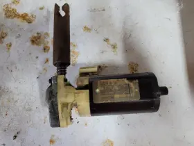 8-82991 Dodge 02-09 Ram Front Up/down Vertical Seat Motor Oem Used
