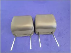 206.fd1h11 Ford 2011-2014 Mustang Shelby Gt500 Pair Leather Headrest Coupe Front Seats 2710