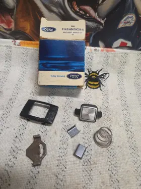 D5az-60610c26-a Ford Nos 1975 1976 Seat Belt Button Repair Kit