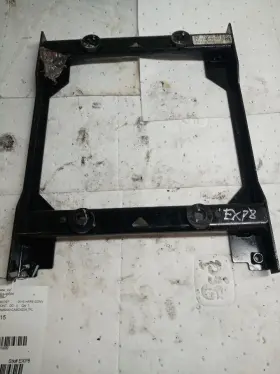 A16-66525-000 Freightliner 203.flhc15 Cascadia Front Seat Mount Bracket 11493092