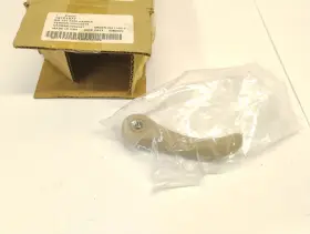 19121877 General Motors 04-10 Colorado Canyon Cashmere Driver Side Seat Back Recliner Handle New Gm