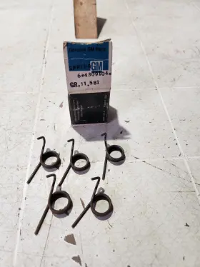 4309104 General Motors 1 Nos Gm Rh Seat Adjuster Spring 1961-1964 Chevy Pontiac Oldsmobile