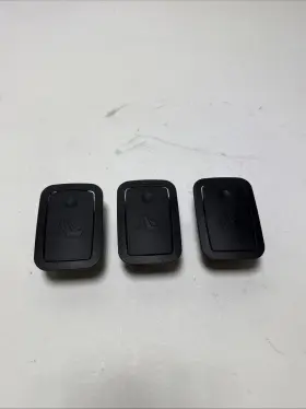 13285623 Gm 2014-2019 Cadillac Xts Rear Deck Child Seat Hook Latch Anchor Cover Cap Oem 13285623 Gm 2014-2019 Cadillac Xts Rear Deck Child Seat Hook Latch Anchor Cover Cap Oem