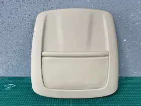 13513542 Gm 17-19 Cadillac Xt5 Front Right Or Left Seat Upper Back Cover Panel Beige Oem