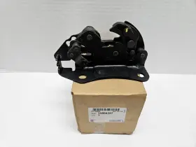 15804397 Gm Genuine Third Row Seat Load Floor Latch Chevy Gmc Cadillac