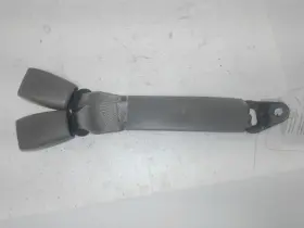 212.gm9m04 Gm Rear Center Dual Seat Belt Buckle From 2004 Sierra Denali Ext Cab 11483067