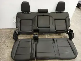 215.gm8m24 Gm Black Leather 2nd Row Rear Seats From 2024 Silverado 1500 Crew Cab 11334983