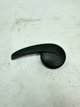 95971099 Gm Verano Jet Black Driver Left Seat Tilt Adjuster Handle T20 95971099 Gm Verano Jet Black Driver Left Seat Tilt Adjuster Handle T20