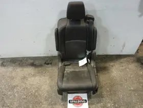 215.ho1o19 Honda 2019 Odyssey Brown Leather Left Drivers 2nd Row Back Seat 11152510