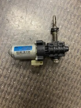 88583-c1000 Hyundai Genuine Motor