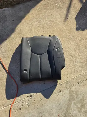 893502v000 Hyundai 2016 Veloster Rear Left Upper Seat Back Cushion Black Oem 893502v000 Hyundai 2016 Veloster Rear Left Upper Seat Back Cushion Black Oem