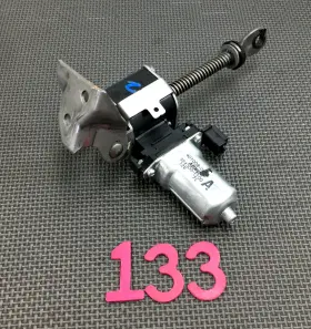864000-1100 Infiniti 06-10 M35 Passenger Right Front Seat Adjustment Control Motor Oem