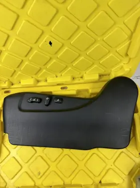 873891lb2a Infiniti 2011-2017 Qx56 Front Left Side Lower Seat Outer Finish Panel Trim Oem