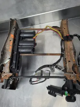 0wz35xdhaa Jeep 2006 Liberty Lf Left Driver 6-way Power Seat Track Heated With Switch