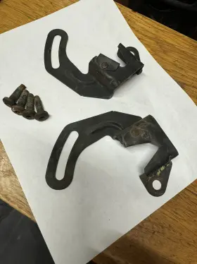 55217128ac Jeep 55217129ac 2002 Wrangler Tj Rear Seat Brackets With Bolts