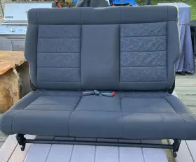 215.ch9208 Jeep/plymouth Truck 2007-2010 Jk Wrangler 2-door 2nd Row Rear Seat Black Cloth Oem 10256668