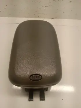 0k2a36445075 Kia Sephia 2001 Armrest 1083802