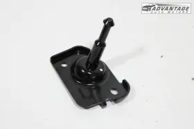 89t10l2000 Kia 2021-2024 K5 Sedan Rear Left Side Second Row Seat Back Hinge Bracket Oem