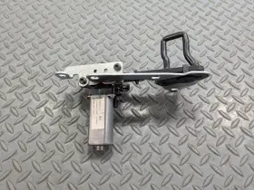Ah42600c72 Land Rover 10 - 12 Range Oem Rear Seat Recline Motor Right Passenger Side
