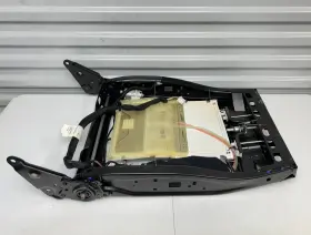 82151494 Maserati 05-08 Quattroporte Front Right Pass Seat Upper Backrest Frame With Motors