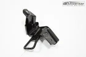 Dgh9-57-510 Mazda 2020-2024 Cx-30 Rear Right Side 2nd Second Row Seat Latch Striker Oem