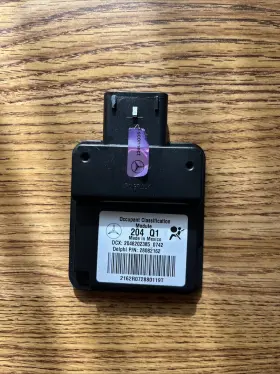 2048708426 Mercedes-benz 08-11 W204 C300 C350 C250 Seat Occupancy Sensor Classification Module