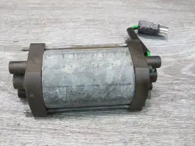 A0028204742 Mercedes-benz 86-91 W126 S-class Left Or Right Seat Adjustment Motor 0028204742 Oem