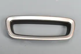 A1769130028 Mercedes-benz 14-19 Mb Cla45 Cla250 Front Left Or Right Seat Upper Rear Chrome Trim Cover Oem