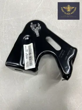 A2059200324 Mercedes-benz 2015-2021 C300 W205 Rear 2nd Second Row Seat Center Hinge Bracket Oem
