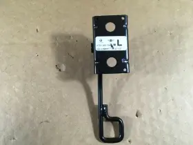 52202751365 Mini 2007-2015 Cooper R55 Rear Left Driver Side Folding Seat Lock Stricker Oem