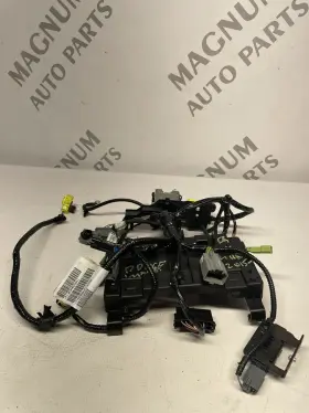 L0261302 Mopar 2014-2017 Challenger Front Left Seat Memory Control Oem
