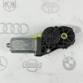 0390203236 Nissan 2004 2009 Quest Front Left Seat Adjustment Motor Oem