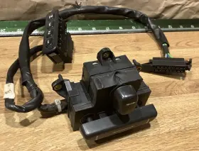 4108015 Saab 91-93 9000 Driver Power Seat Adjust Switch With Memory Function