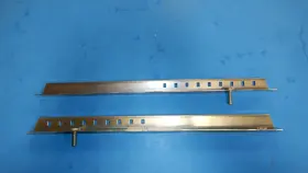 640-615 Scp British New Pair Of Lower Seat Slider Mounts Mg Midget 1972-1979 One Does