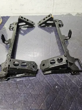 73706-47050 Toyota 2010-2015 Prius Rear Seat Bracket Set