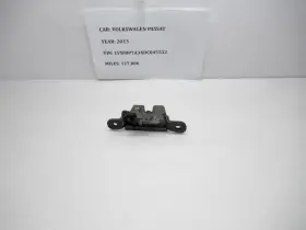561-885-681-d Volkswagen 2012 2022 Passat Rear Left Seat Latch Lock Oem