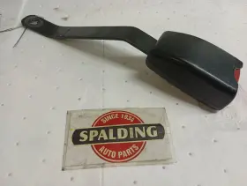 Volvo 210.vohc06 2006 Vnl Left Driver Seat Belt Buckle 11148348