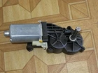 Mercedes W204 Class Front Right Seat Motor, 0390203277, Oem Used. Price: $29.00.
