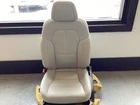 19-22 Volvo XC40 Drivers Front Seat UD70 Grey / Blonde 32272002 Used. Price: $125.00.